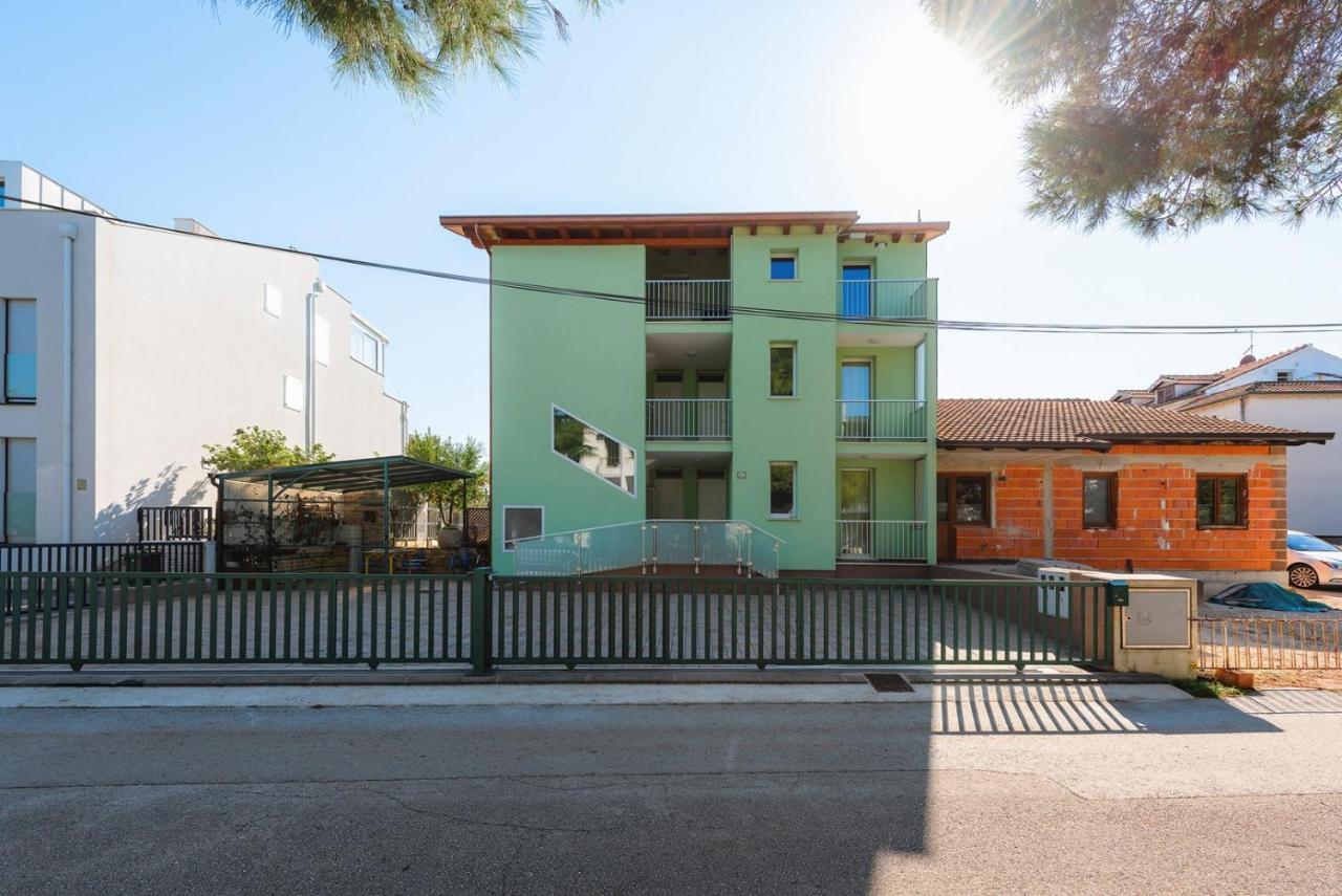 Andrea House With Apartments Umag Dış mekan fotoğraf