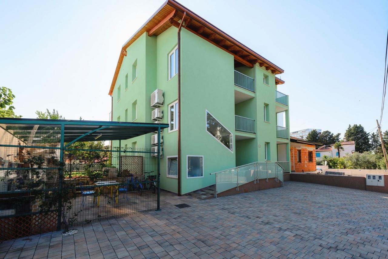 Andrea House With Apartments Umag Dış mekan fotoğraf