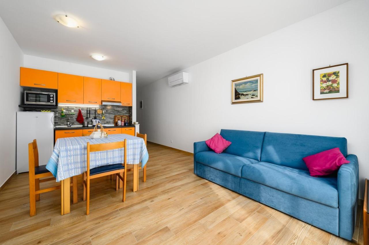 Andrea House With Apartments Umag Dış mekan fotoğraf